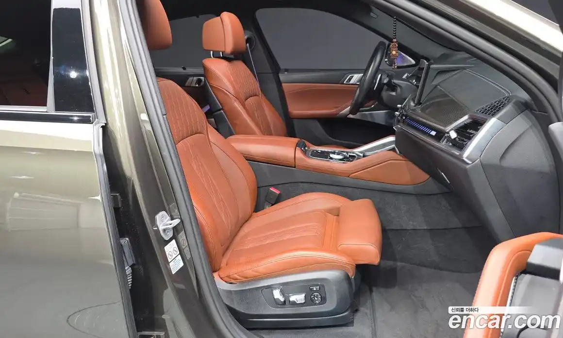 BMW X6 2024 4.4 Автомат в Москве № 590590, фото 11