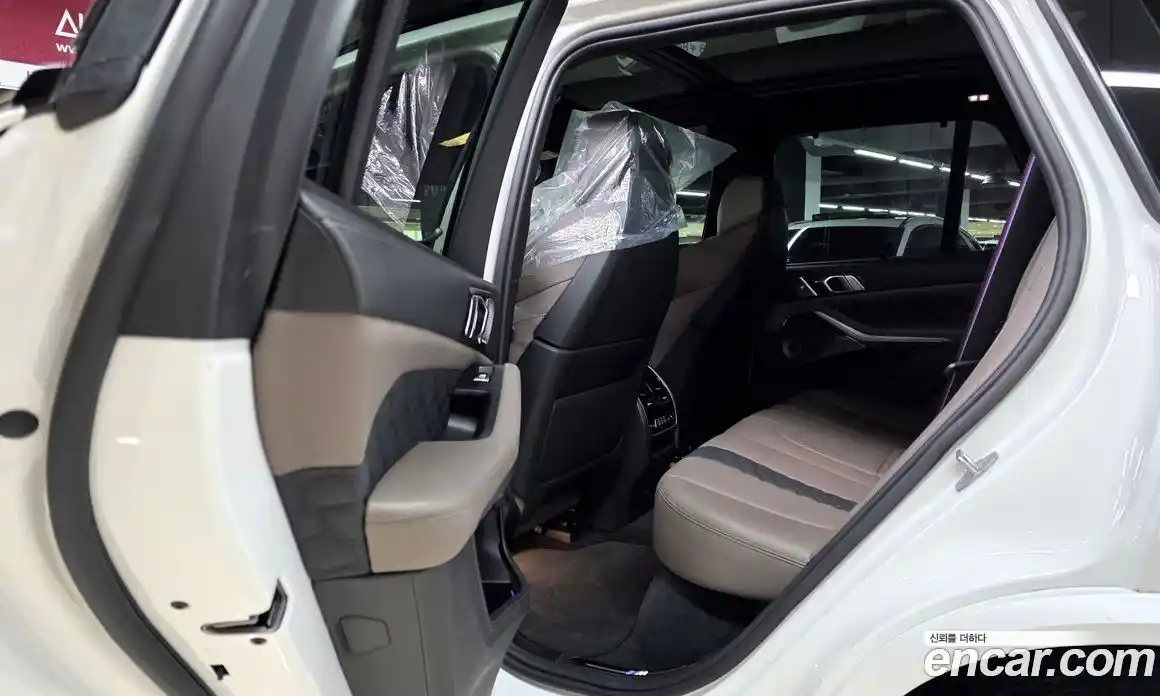 BMW X5M 2022 4.4 Автомат в Москве № 591236, фото 10