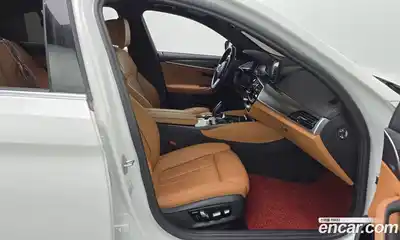 BMW 5-Series 2023 2.0 Автомат в Москве № 591391, миниатюра 11