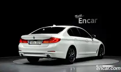 BMW 5-Series 2019 2.0 Автомат в Москве № 591642, миниатюра 2