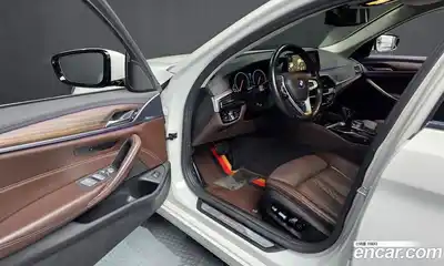 BMW 5-Series 2019 2.0 Автомат в Москве № 591642, миниатюра 10