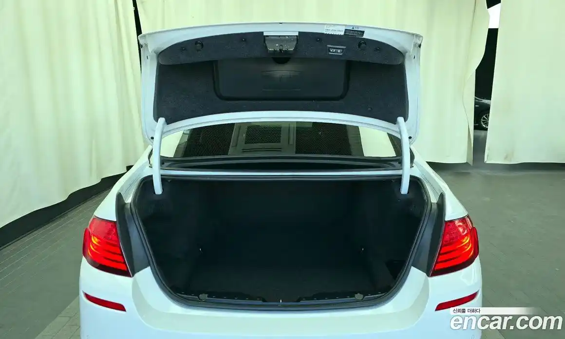 BMW 5-Series 2016 2.0 Автомат в Москве № 591757, фото 20