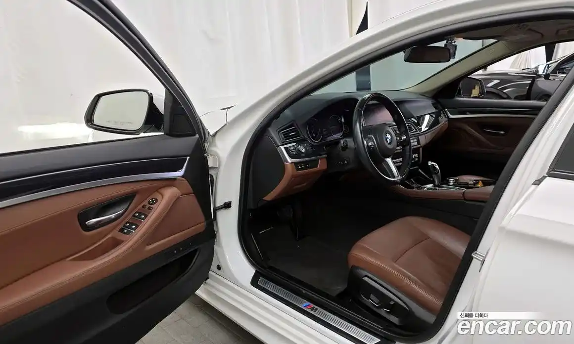 BMW 5-Series 2016 2.0 Автомат в Москве № 591757, фото 10