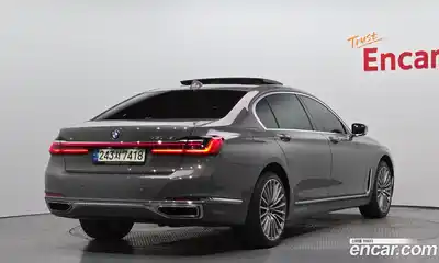 BMW 7-Series 2021 3.0 Автомат в Москве № 591761, миниатюра 2