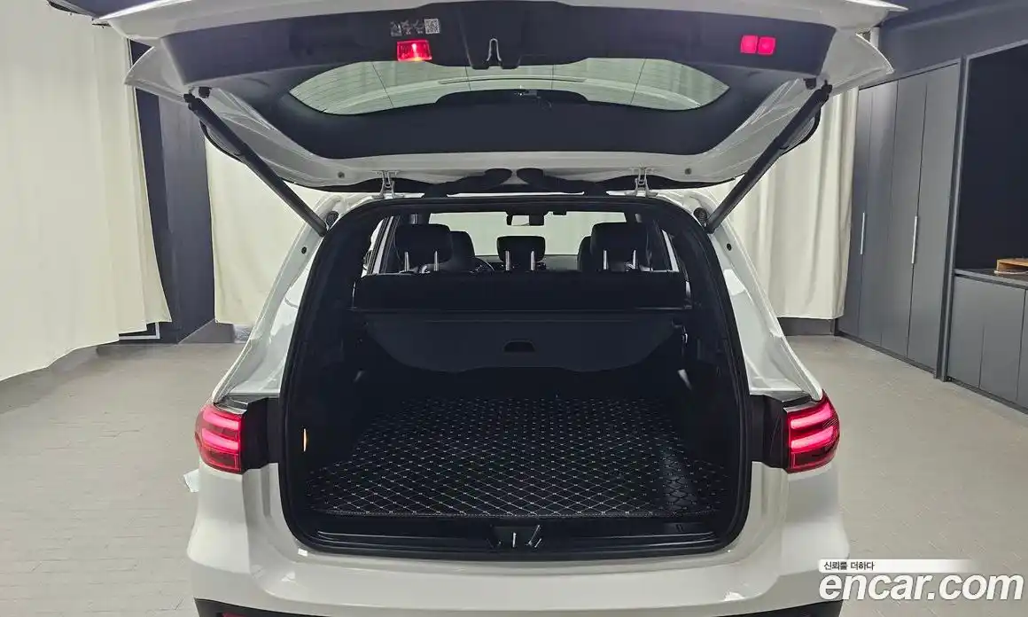 Mercedes-Benz GLB-Class 2024 1.9 Автомат в Москве № 591843, фото 20