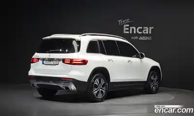 Mercedes-Benz GLB-Class 2024 1.9 Автомат в Москве № 591843, миниатюра 2