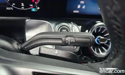 Mercedes-Benz GLB-Class 2024 1.9 Автомат в Москве № 591843, миниатюра 9