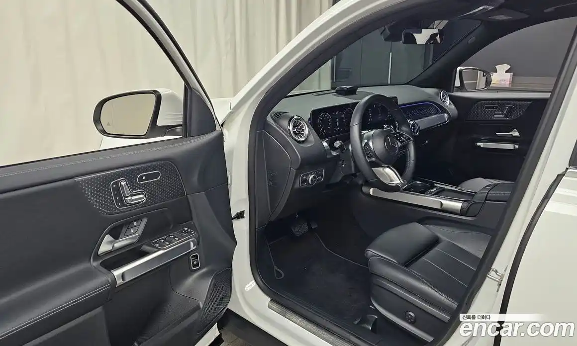 Mercedes-Benz GLB-Class 2024 1.9 Автомат в Москве № 591843, фото 10