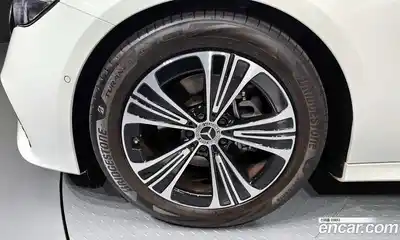 Mercedes-Benz E-Class 2025 2.0 Автомат в Москве № 592038, миниатюра 5