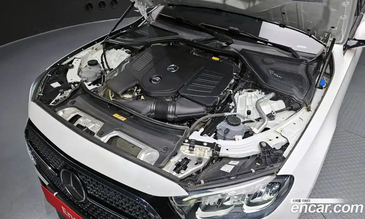 Mercedes-Benz E-Class 2025 2.0 Автомат в Москве № 592038, фото 6