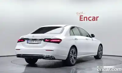 Mercedes-Benz E-Class, 2022