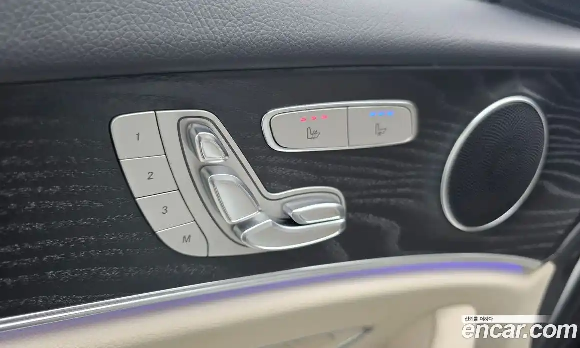 Mercedes-Benz E-Class 2022 2.0 Автомат в Москве № 592047, фото 15