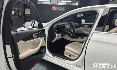Mercedes-Benz E-Class 2022 2.0 Автомат в Москве № 592047, миниатюра 10