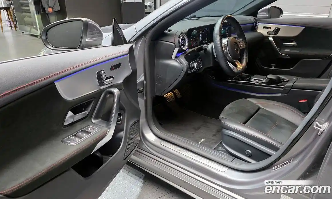 Mercedes-Benz CLA-Class 2021 2.0 Автомат в Москве № 592099, фото 11