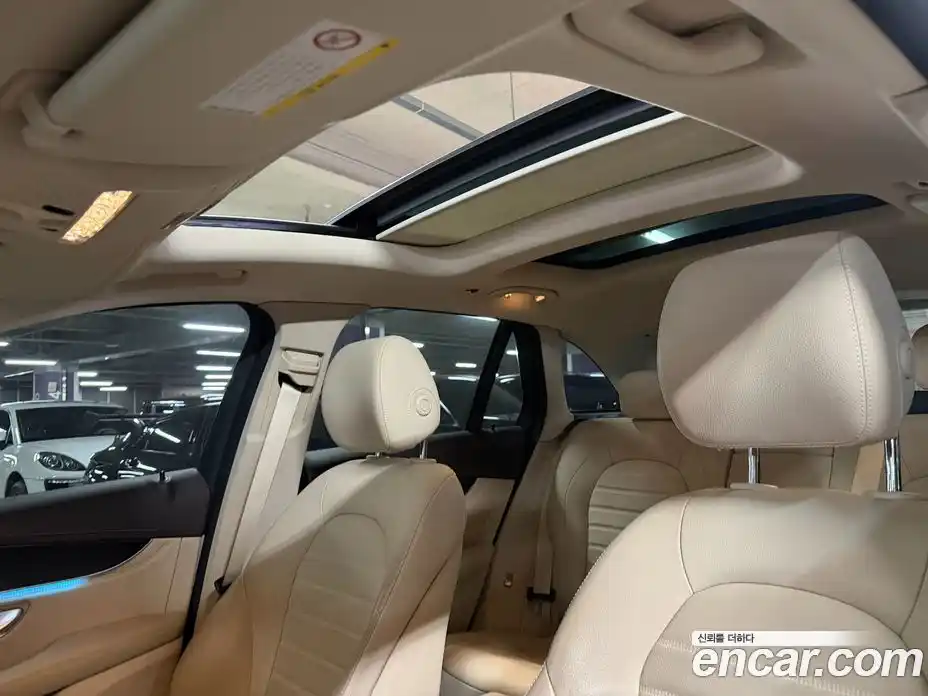 Mercedes-Benz GLC-Class 2018 2.1 Автомат в Москве № 592302, фото 20