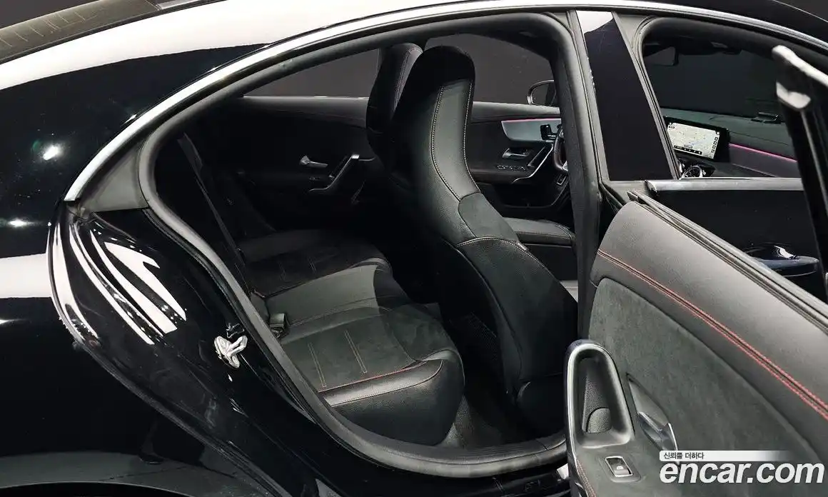 Mercedes-Benz CLA-Class 2021 2.0 Автомат в Москве № 592530, фото 11