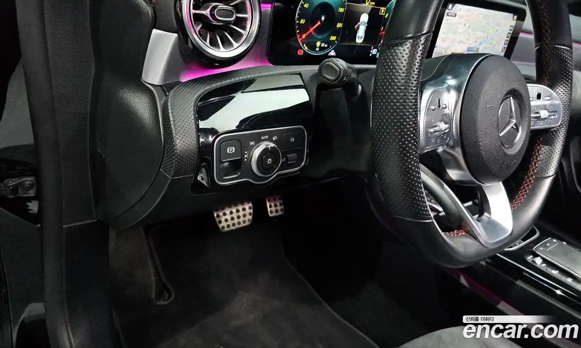 Mercedes-Benz CLA-Class 2021 2.0 Автомат в Москве № 592530, фото 19