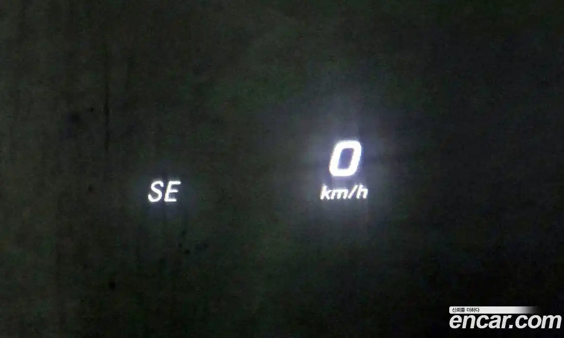 Mercedes-Benz E-Class 2017 2.0 Автомат в Москве № 592786, фото 18