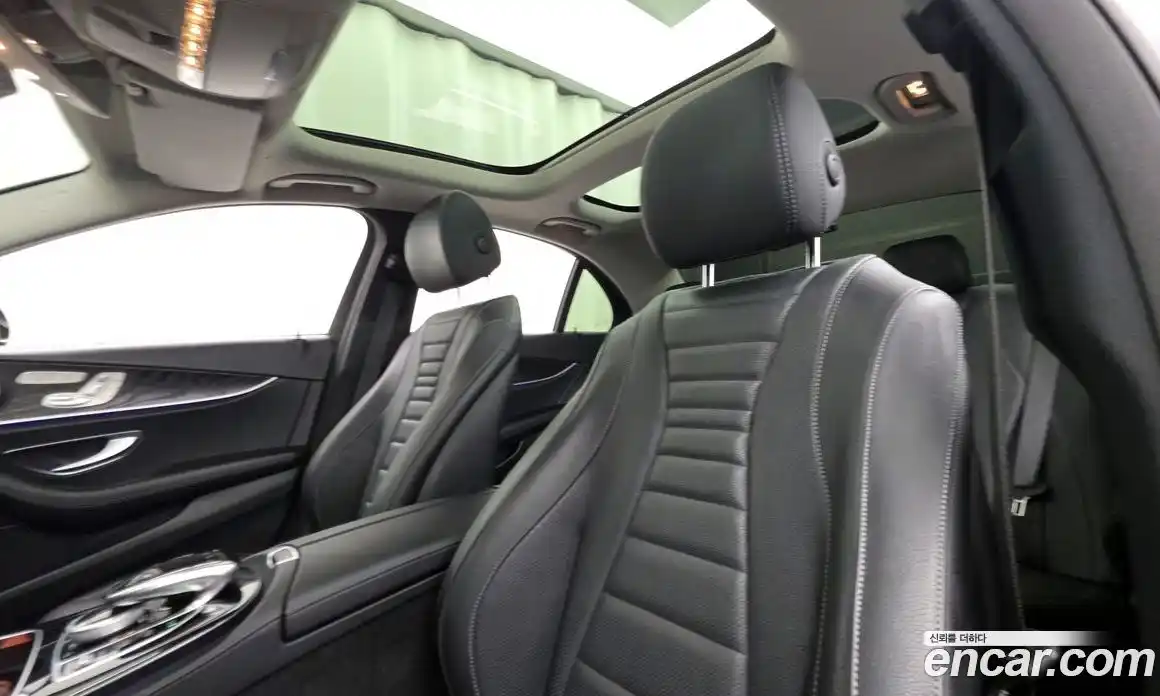 Mercedes-Benz E-Class 2017 2.0 Автомат в Москве № 592786, фото 19