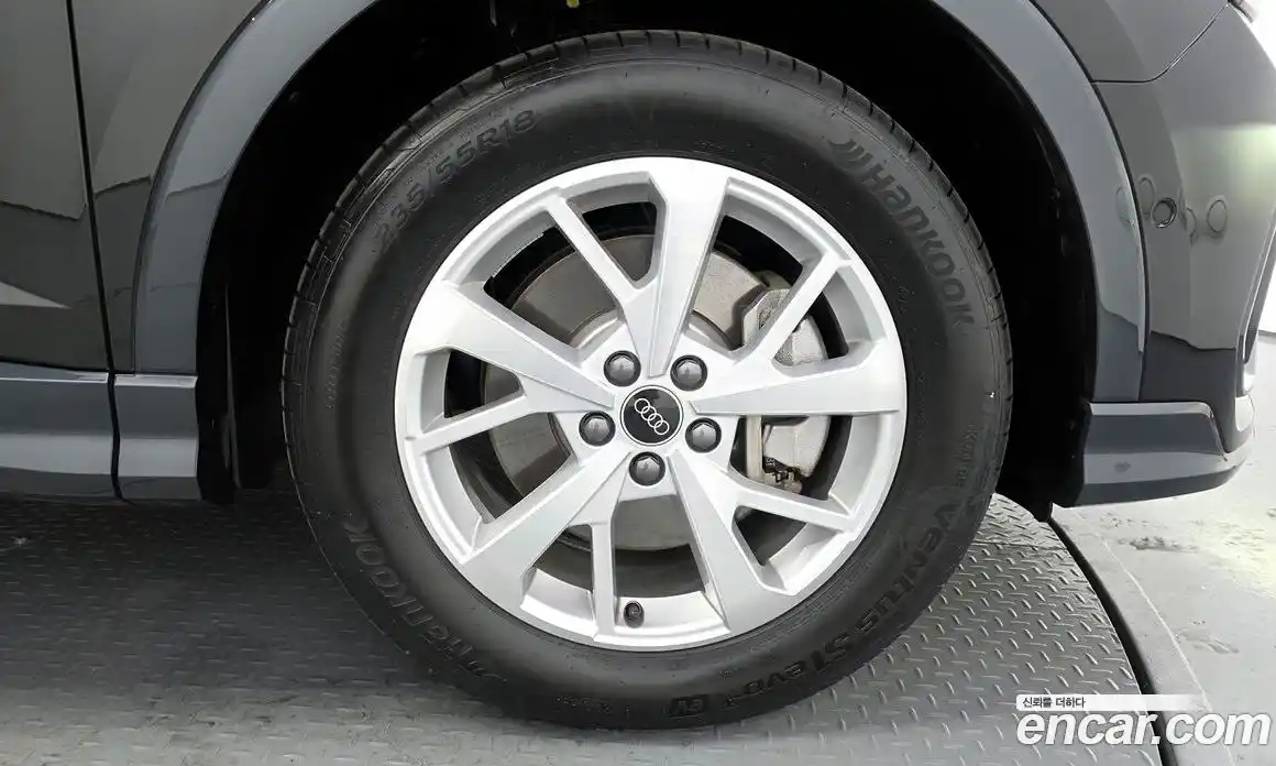 Audi Q3 2025 2.0 Автомат в Москве № 592811, фото 5