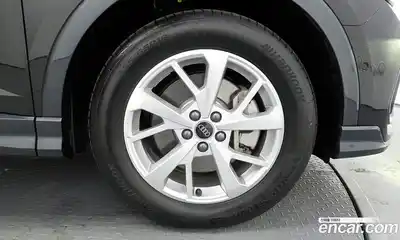 Audi Q3 2025 2.0 Автомат в Москве № 592811, миниатюра 5