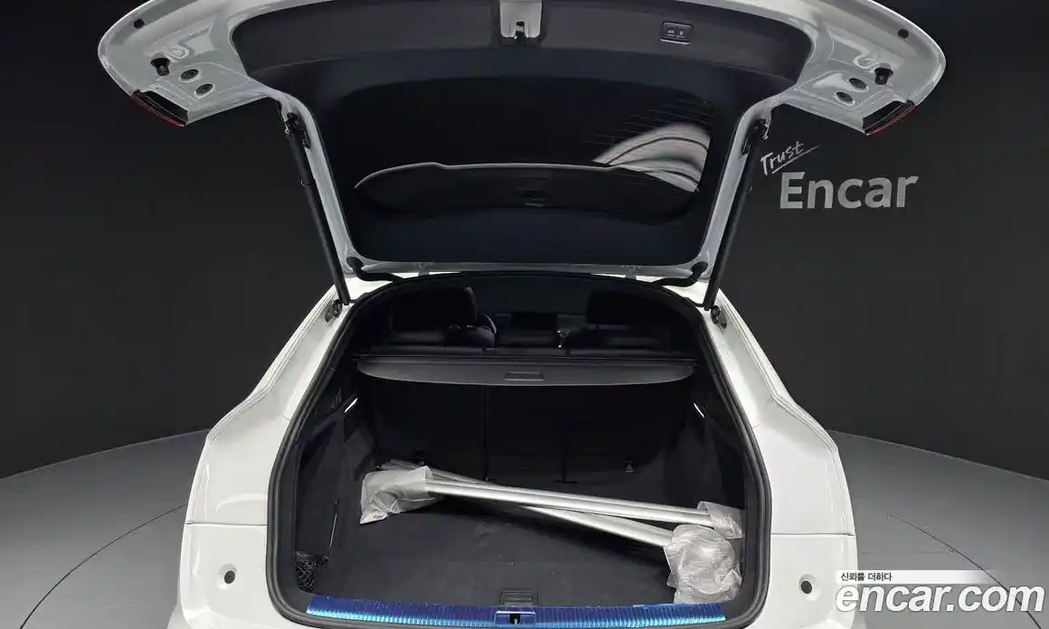 Audi Q5 2023 2.0 Автомат в Москве № 592861, фото 20