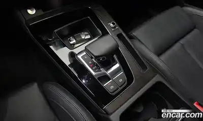 Audi Q5 2023 2.0 Автомат в Москве № 592861, миниатюра 9