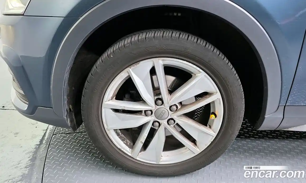 Audi Q3 2016 2.0 Автомат в Москве № 593106, фото 5