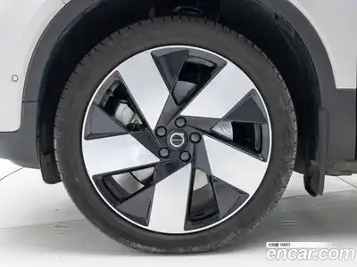 Volvo C40 2024 Автомат в Москве № 593806, миниатюра 5