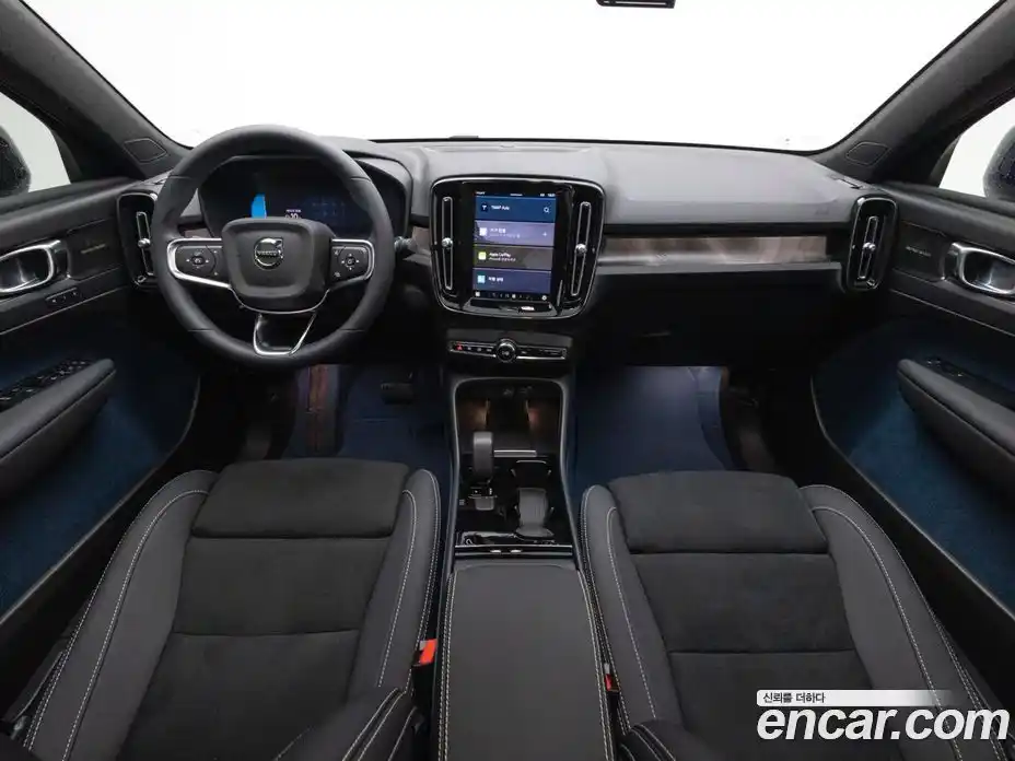 Volvo C40 2024 Автомат в Москве № 593806, фото 7