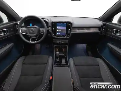 Volvo C40 2024 Автомат в Москве № 593806, миниатюра 7