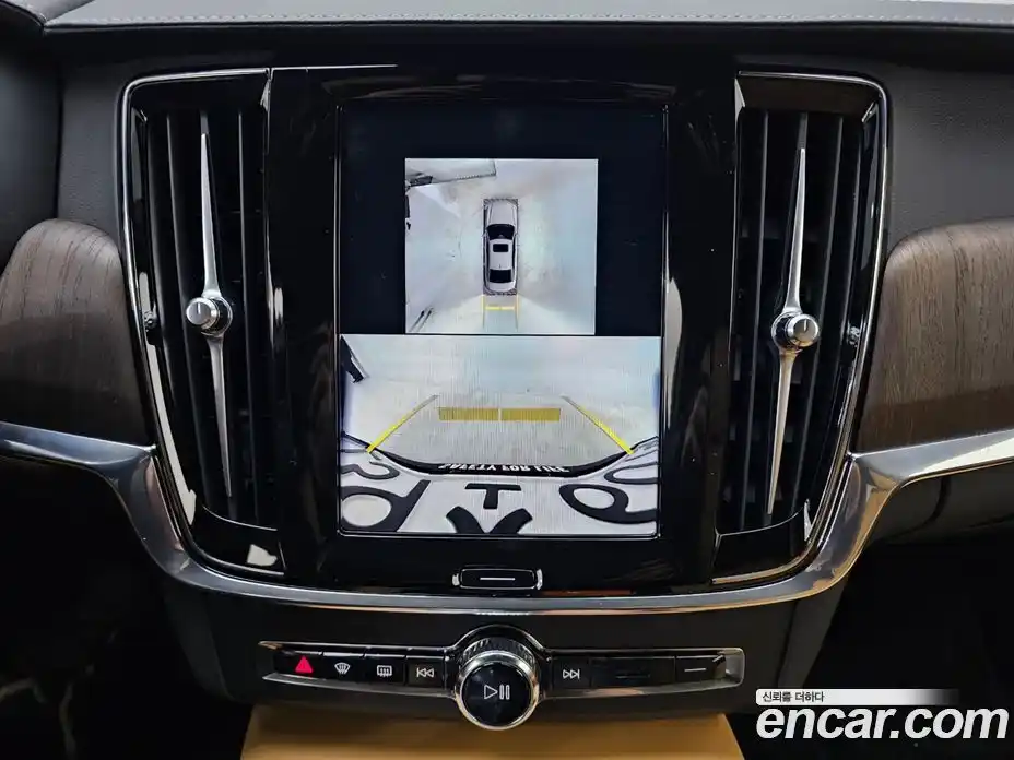 Volvo S90 2024 2.0 Автомат в Москве № 593816, фото 16