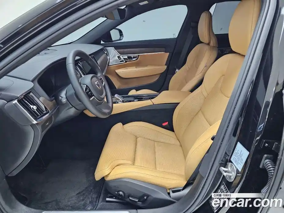 Volvo S90 2024 2.0 Автомат в Москве № 593816, фото 10