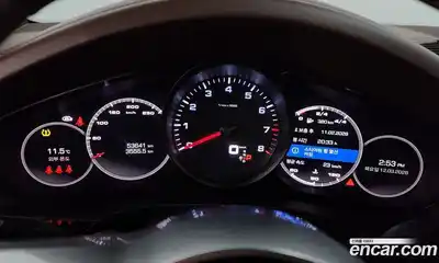 Porsche Cayenne 2021 3.0 Автомат в Москве № 594146, миниатюра 8