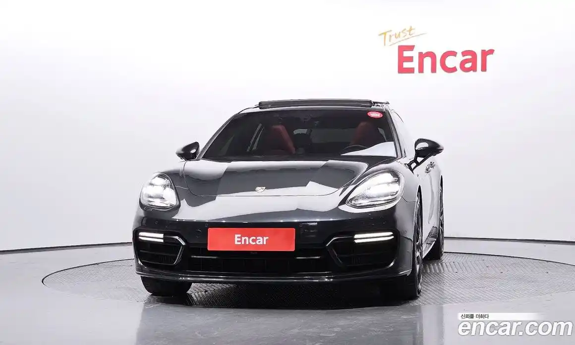 Porsche Panamera 2018 2.9 Автомат в Москве № 594341, фото 3