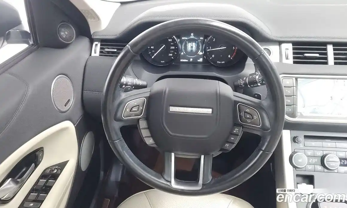 Land Rover Range-Rover Evoque 2016 2.0 Автомат в Москве № 594662, фото 12