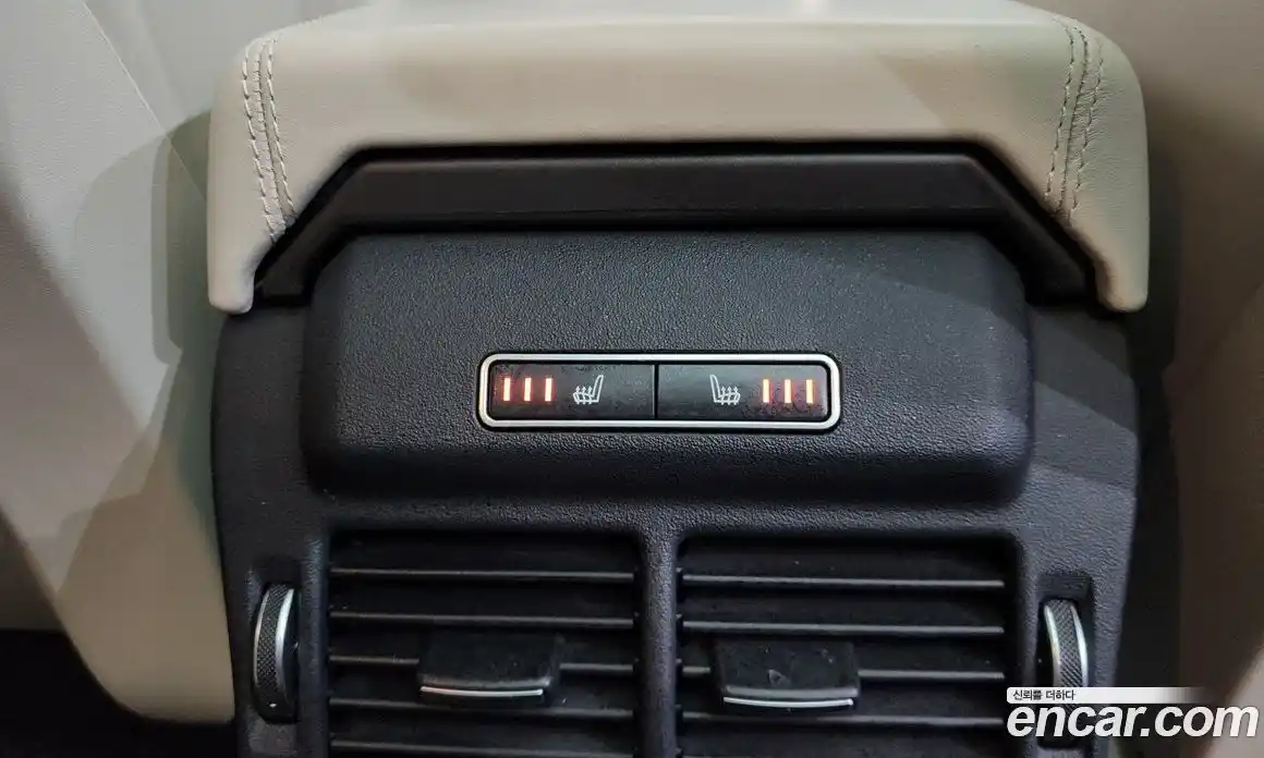 Land Rover Range-Rover Evoque 2016 2.0 Автомат в Москве № 594662, фото 17