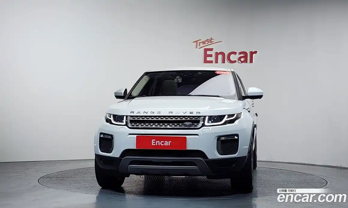 Land Rover Range-Rover Evoque 2016 2.0 Автомат в Москве № 594662, фото 2
