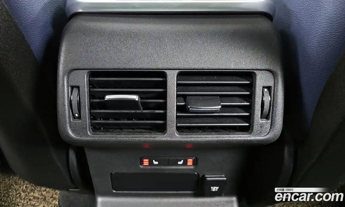 Land Rover Range-Rover Velar 2018 2.0 Автомат в Москве № 594668, фото 18