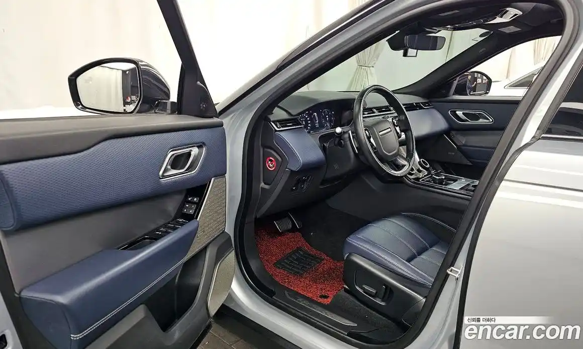 Land Rover Range-Rover Velar 2018 2.0 Автомат в Москве № 594668, фото 10