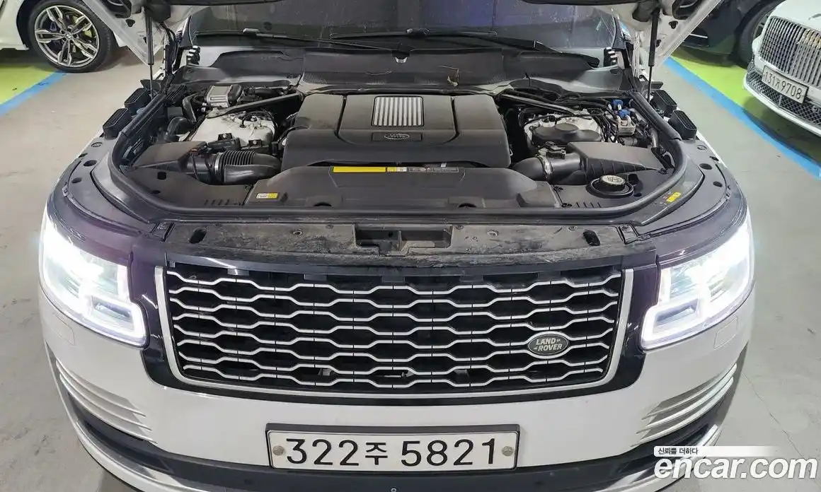 Land Rover Range-Rover 2018 4.4 Автомат в Москве № 594682, фото 6