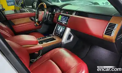 Land Rover Range-Rover 2018 4.4 Автомат в Москве № 594682, миниатюра 10