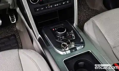 Land Rover Discovery Sport 2017 2.0 Автомат в Москве № 594766, миниатюра 9