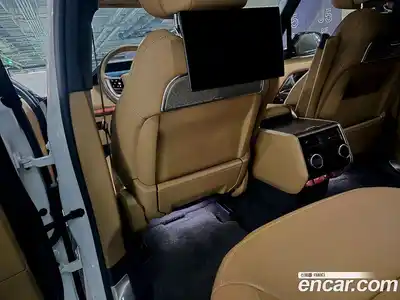 Land Rover Range-Rover 2023 4.4 Автомат в Москве № 594877, миниатюра 12