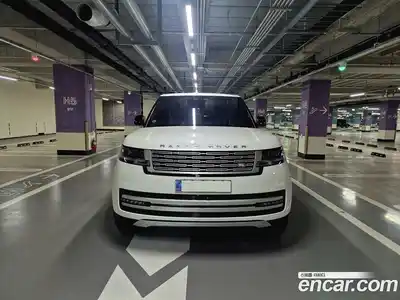 Land Rover Range-Rover 2023 4.4 Автомат в Москве № 594877, миниатюра 3