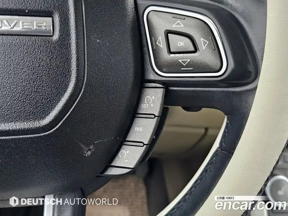 Land Rover Range-Rover Evoque 2016 2.0 Автомат в Москве № 594934, фото 17