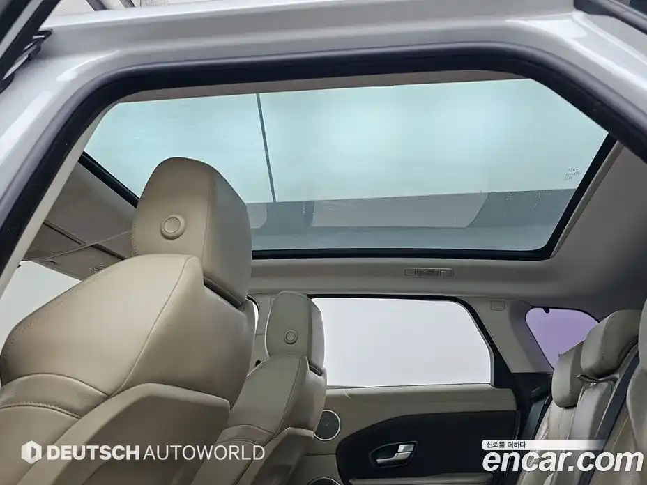 Land Rover Range-Rover Evoque 2016 2.0 Автомат в Москве № 594934, фото 18