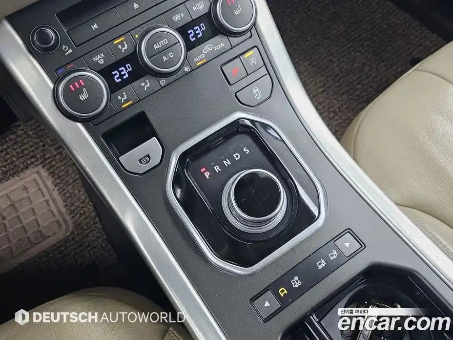 Land Rover Range-Rover Evoque 2016 2.0 Автомат в Москве № 594934, фото 9