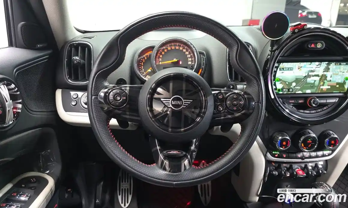 Mini Countryman 2018 2.0 Автомат в Москве № 595152, фото 13