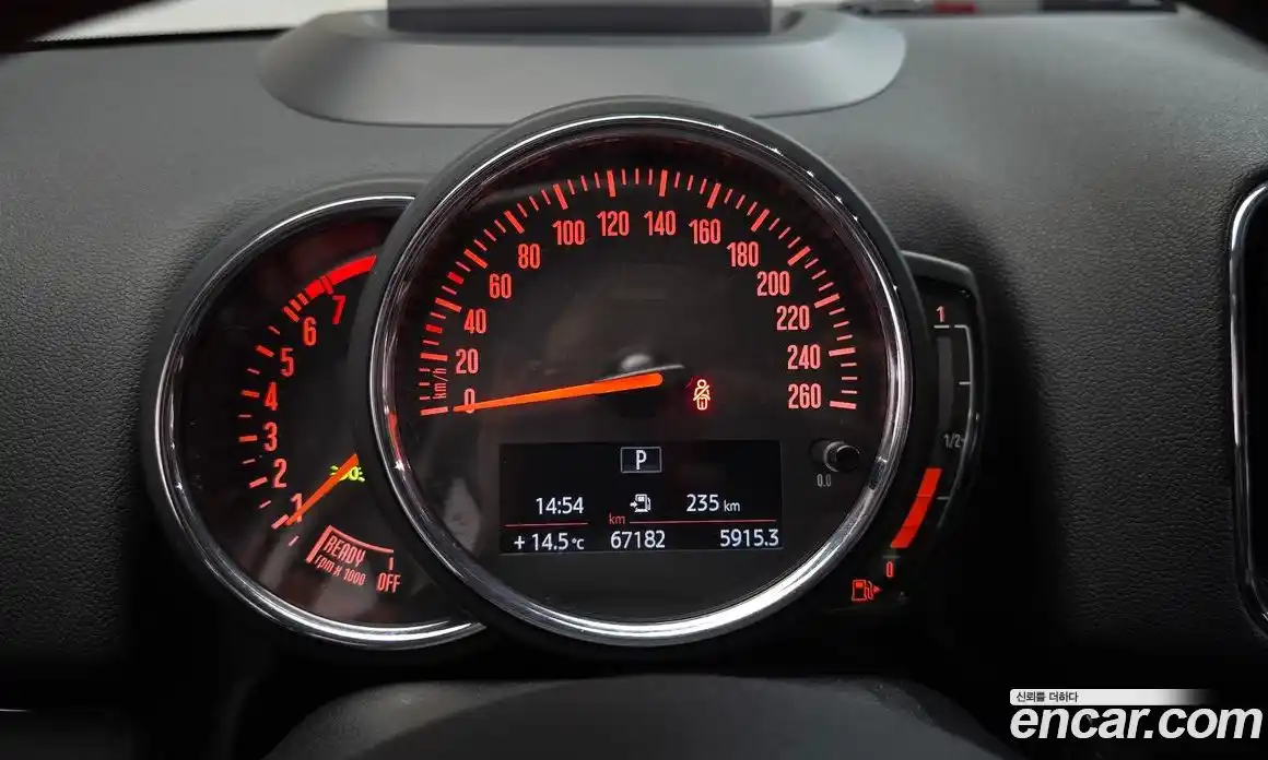 Mini Countryman 2018 2.0 Автомат в Москве № 595152, фото 8